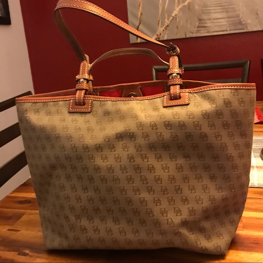 Large Brown Dooney & Bourke Bag - Picture 2 of 8